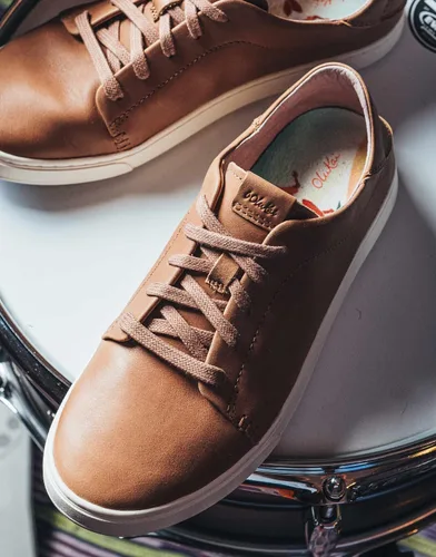 Vista 7 de OLUKAI Pehuea Li 'ili - Tenis de cuero para mujer, zapatos casuales para uso diario con tacón caído, suela de goma que no deja marcas, ajuste cómodo