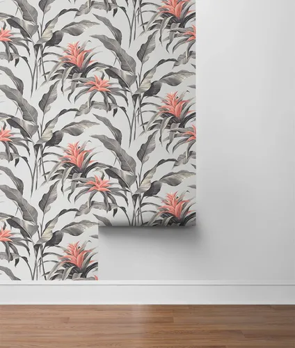 Vista 6 de NextWall Stacy Garcia Home Palma Tropical - Papel tapiz autoadhesivo (plateado metálico y coral)