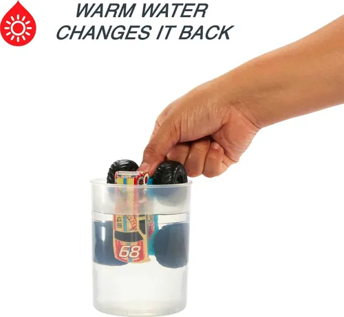 Vista 5 de Hot Wheels Camiones Monstruo de Juguete, Color Reveal Vehículo a Escala 1:64 con Tanque de Agua con Clip, Sumérgelo en Agua para Sorpresa