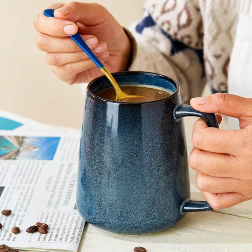 Vista 4 de Tazas de cerámica grande de 21 oz, Tazas extra grandes para té y café, diseño de asa grande, taza de café grande para oficina y hogar, apta