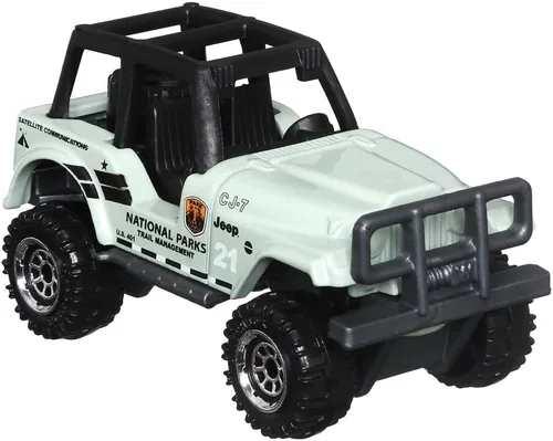 Vista 2 de Matchbox Hitch & Haul - Juego de vehículos fundidos a presión – Aventura de oso de navegación ~ Juego de 6 piezas ~ Coche CJ7 ~ Incluye arrastrero