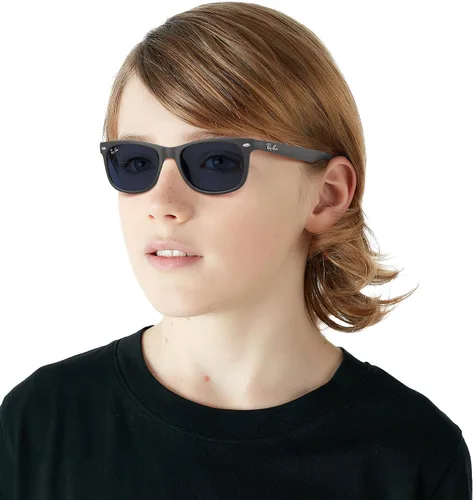 Vista 111 de Ray-Ban Gafas de sol cuadradas RJ9052S New Wayfarer para niños