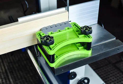 Vista 5 de BOW Products FeatherDUO FP3 - Guía de empuje para sierras de mesa, mesas de router y sierras de cinta - Guía de empuje apilable con aletas de EVA