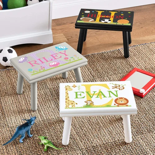 Vista 4 de Let's Make Memories Taburete personalizado con nombre My Own Name, taburete para niños, madera resistente, pintura no tóxica, sellador, diseño