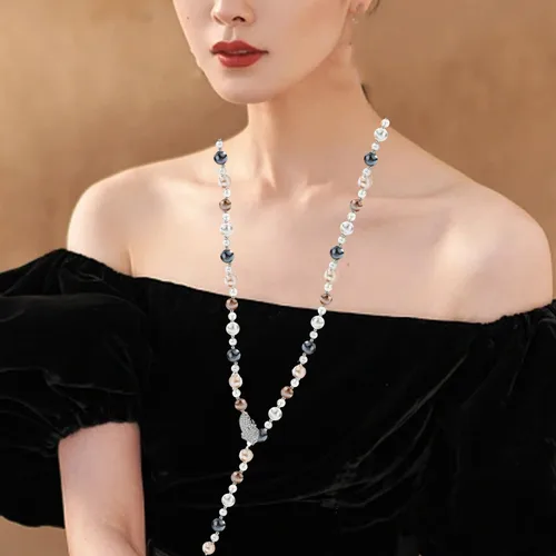 Vista 4 de Collar en forma de Y, collar bohemio con perlas de cristal y hojas colgantes, collar largo a la moda, elegante, con borla, suéter de cadena