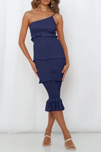 Vista 7 de PRETTYGARDEN Vestido midi ajustado de verano para mujer, con un hombro, con tiras escalonadas, volantes, floral, bohemio, vestido de sol