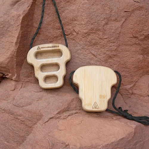 Vista 3 de Tableros colgantes de bambú eco-fuertes: diapasones portátiles de madera para escalada en roca
