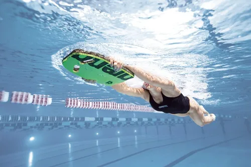 Vista 5 de Arena Unisex Swim Kickboard for Adults, Swimming Training Aid Pool Exercise Equipment