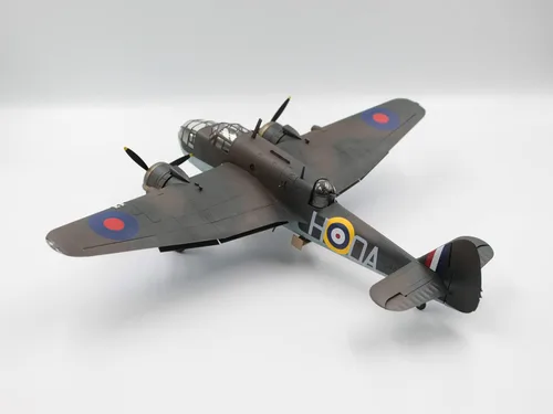 Vista 6 de ICM 48310 - Modelo de avión Bristol Beaufort Mk.I, Plástico Avión Militar Segunda Guerra Mundial Torpedo-Bombardero Británico. - Escala 1:48