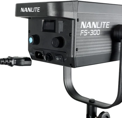 Vista 8 de Nanlite FS-300 Luz diurna AC LED Monolight - Luz COB de 5600K de alto rendimiento con montaje Bowens, control de aplicación y 11 efectos