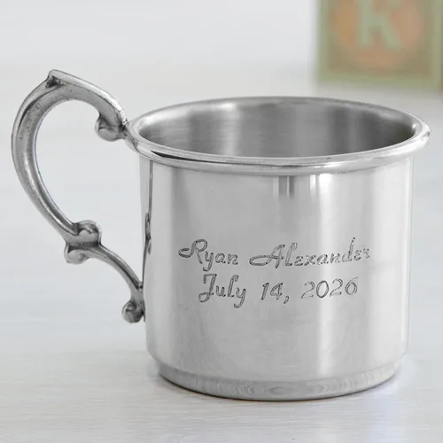 Vista 3 de Let's Make Memories Taza de Peltre Personalizada para Bebé como Recuerdo - Regalo para Recién Nacido - Reliquia Familiar - Nuevos Padres