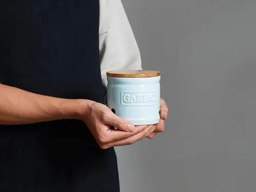 Vista 7 de ONEMORE Soporte de ajo con tapa, recipiente de ajo de cerámica de 4 pulgadas, azul claro