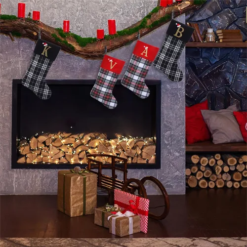 Vista 5 de Calcetines de Navidad personalizados con monograma inicial, adornos colgantes, medias clásicas de cuadros negros de 19 pulgadas, decoraciones