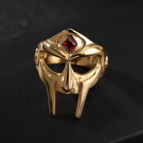 Vista 5 de DOOM - Anillo de máscara para hombre, estilo gladiador, anillo de acero inoxidable de titanio dorado rubí