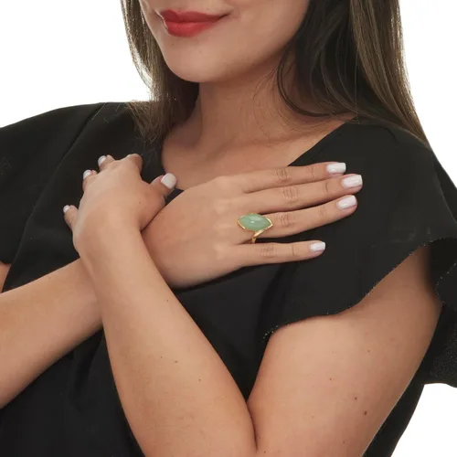 Vista 5 de PalmBeach - Anillo de plata de ley chapada en oro amarillo con forma de marquesa de jade verde, tallas 6 a 10