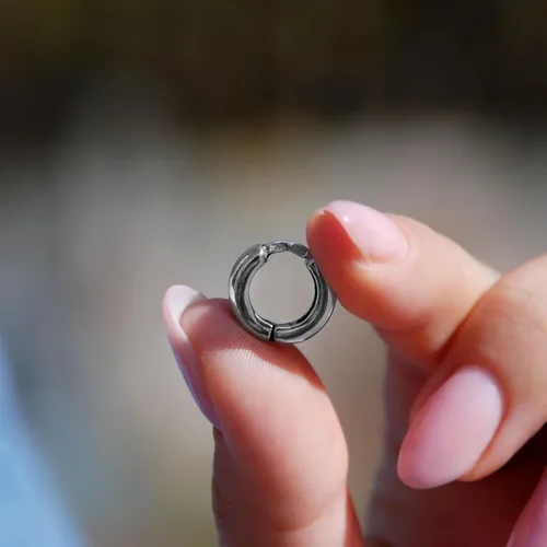 Vista 8 de Aretes de aro de plata 925 minimalistas para uso diario, aretes de aro pequeños circulares