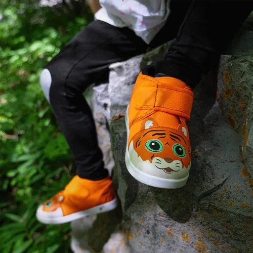 Vista 7 de ikiki - Zapatos chirridos para niños pequeños, con interruptor de encendidoapagado