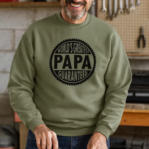 Vista 2 de World's Greatest Papa Guaranteed - Sudadera de manga larga con cuello redondo Verde(Military Green)
