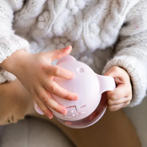 Vista 10 de Ubbi Tweat Contenedor de snacks sin derrame para niños, libre de BPA, tazón de viaje para niños pequeños, rosa rubor Tritan - Tazas a prueba