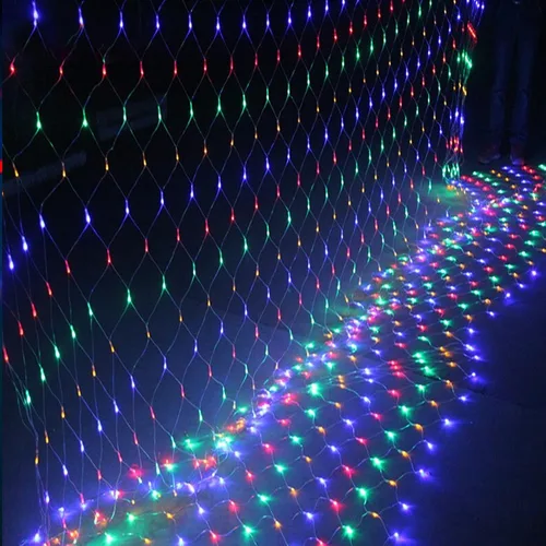 Vista 6 de Dazzle Bright - Red de luces LED para Navidad de 360 luces, 12 pies x 5 pies, luces de cuerda impermeables y conectables con cable transparente y 8