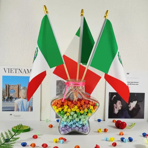 Vista 5 de QQSD Mini banderas de mano con bandera mexicana de México, poste de madera maciza con punta de lanza, paquete de 12