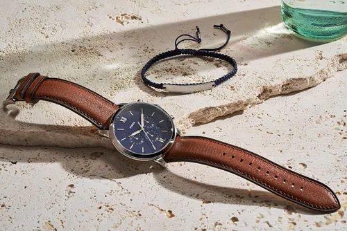 Vista 6 de Fossil Men's Neutra Stainless Steel and Leather Quartz Chronograph Watch