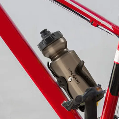 Vista 7 de Specialized Bikes - Botella de agua para apretar, 22 onzas, sin BPA, para deportes y bicicletas (tapa Watergate)