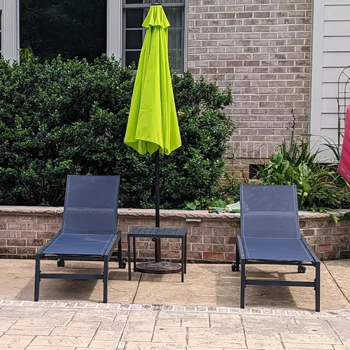 Vista 33 de PURPLE LEAF Juego de 2 tumbonas de aluminio para patio al aire libre con ruedas y mesa auxiliar, tumbona de piscina para jardín al aire libre, junto
