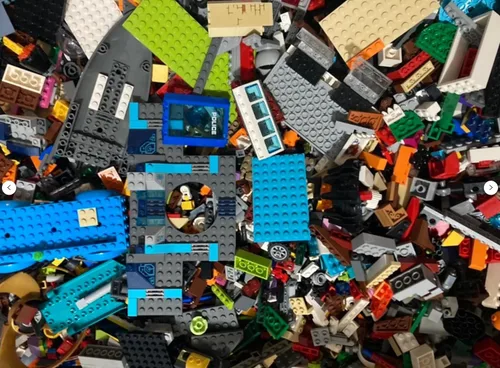 Vista 2 de LEGO ¡Lote a granel de 4 libras! Piezas, partes y ladrillos aleatorios, 500 piezas