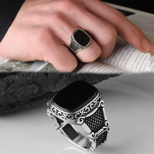 Vista 2 de 925 Sterling Silver Men Silver Ring with Onyx Stone, Handmade Engraved Black Onyx Gemstone Silver Ring, Gift for him, Minimalist Silver Ring