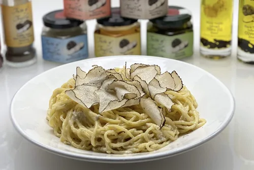 Vista 6 de Trufas frescas de verano negras (Tuber Aestivum) 4 oz (112 gr) y mantequilla de trufa blanca TASTE OF TRUFFLES