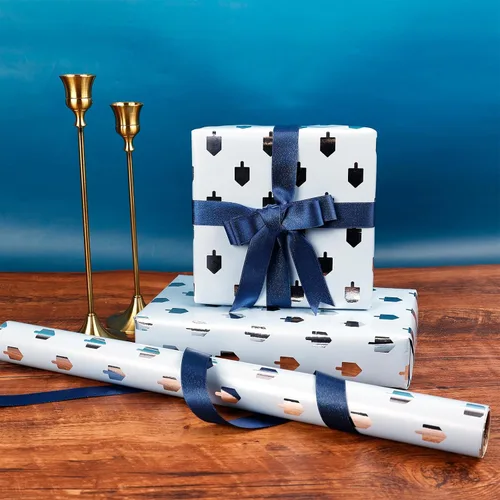 Vista 7 de The Dreidel Company Paquete de 4 Papel de Regalo con Diseño Temático de Hanukkah, Rollo de Chanukah de 17.5" X 180" (15 Pies) Pulgadas Hoja Papel