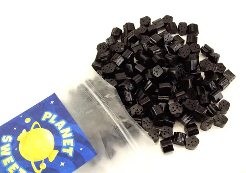 Vista 2 de Planet Sweets Bocados de regaliz negro, 1.5 libras, caramelos masticables clásicos a granel