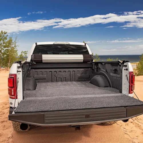 Vista 4 de BedRug Tapete XLT Se adapta a Ford F-250, F-350 Super Duty 98.1 2017 - 2026, modelos con cama sin forro / rociador Gris carbón, XLTBMQ17LBS