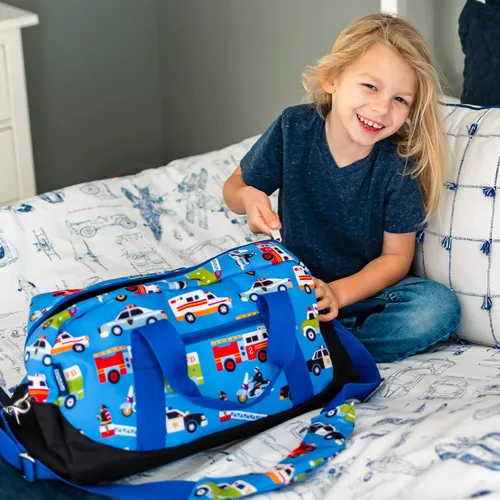 Vista 6 de Wildkin - Bolsa de viaje para niños y niñas tamaño equipaje y perfecto para la práctica después de la escuela o un fin de semana o viaje nocturno