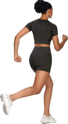 Vista 3 de Sytiz Conjunto de 2 piezas de yoga sin costuras para mujer, pantalones cortos de gimnasio y camiseta corta de manga corta