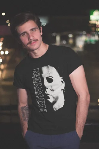 Vista 2 de Ripple Junction Camiseta de manga corta para hombre de Halloween Michael Myers, máscara facial blanca de película de terror, con licencia