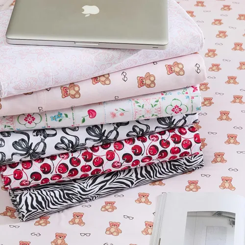 Vista 7 de Betsey Johnson - Juego de sábanas de tamaño individual, ropa de cama de microfibra con estampado Nerdy Teddies con sábana bajera de bolsillo