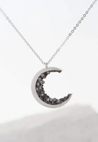 Vista 7 de Collar largo bañado en plata con cristales negros y luna creciente incrustada, Latón Piedra