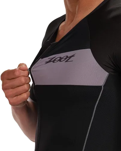 Vista 4 de Zoot Traje de carreras Core Aero Tri para hombre, traje de triatlón de manga corta para hombre, tela italiana Primo, 3 bolsillos y acolchado