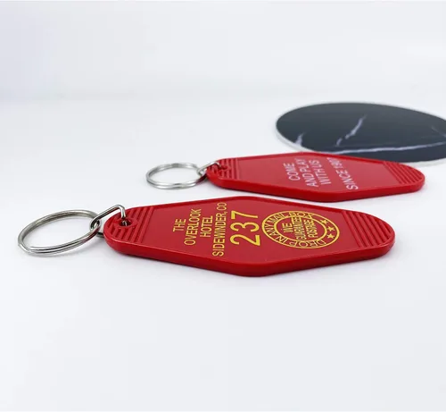 Vista 4 de LAXPICOL 2PCS Hotel Motel Keychain The Overlook hotel Come And Play With Us Since 1907