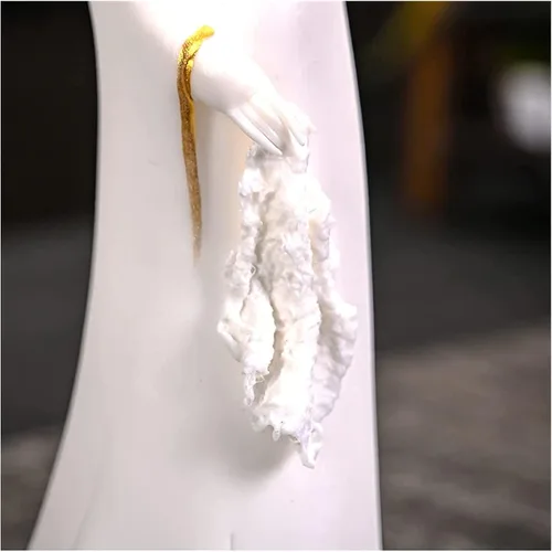 Vista 4 de Escultura Figura de mesa Estatua Mujer De Pie Porcelana Blanca Dorada Ornamento De Escritorio Zen Clásico Hecho A Mano Arte Decoraciones Estatua
