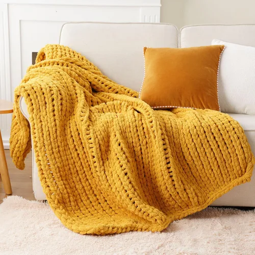 Vista 9 de Battilo - Manta de punto grueso de cachemira beige y crema, manta suave y gruesa de chenilla, manta de crochet de punto trenzado hecha a mano