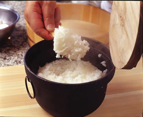 Vista 5 de Deliciosa olla de hierro de arroz 3