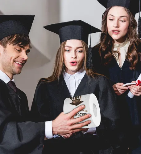 Vista 6 de Printed TP Papel higiénico impreso con texto en inglés "Congrats on Graduation", divertido rollo de papel higiénico para las mejores bromas