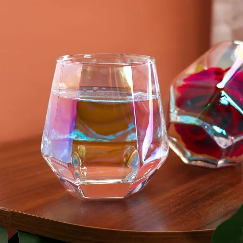 Vista 7 de Gutsdoor Juego de 4 copas de vino sin tallo, copas de vino con forma de diamante, cristalería iridiscente, regalos de boda de compromiso