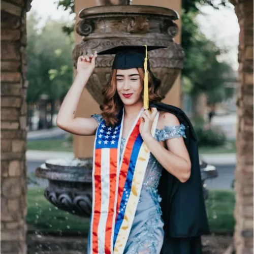 Vista 8 de Estola de graduación de dos banderas (Estados Unidos + internacional)