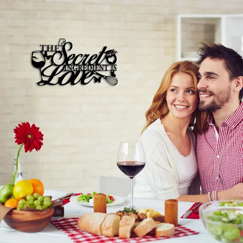 Vista 4 de Letrero de metal con texto en inglés "The Secret Ingredient is Love", decoración de pared de granja, comedor, cocina, regalo de inauguración