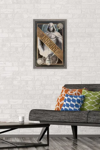 Vista 2 de Trends International Marvel Moon Knight - Póster de pared de tarjetas, 14.725 x 22.375 pulgadas, versión enmarcada de madera de granero
