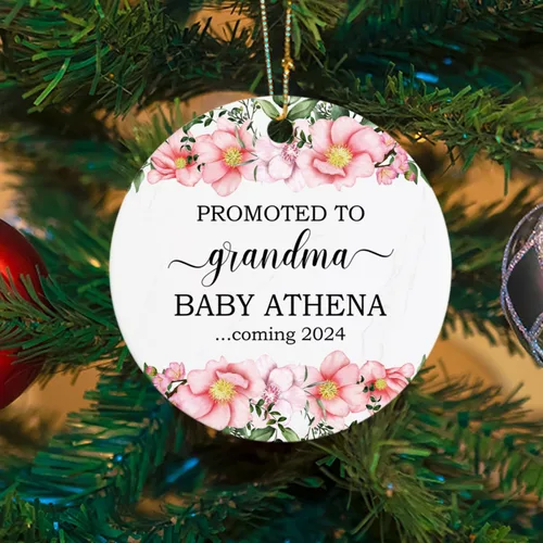 Vista 32 de Adorno personalizado para bebé que llega 2027, adorno de Navidad de Bump, elige el nombre del bebé y el año de Navidad para el nuevo abuelo abuela